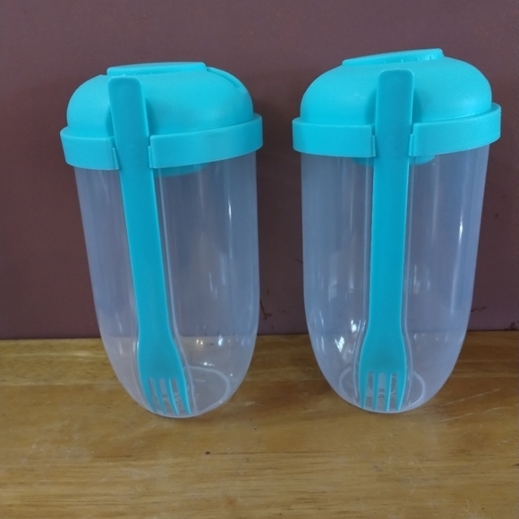 2 New Meal Prep Salad to go lunch plastic containers - Picture 1 of 5